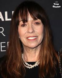 Mackenzie Phillips once confronted her father