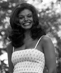 I posted a photo in memoriam to Loni Anderson, who passed ...