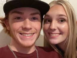 Heather Lingerfelt and Izik Owens's Wedding Website