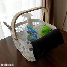 ikeaのrisatorpバスケットに掃除グッズや洗剤スプレーボトルを収納する 収納 収納 アイデア 掃除 道具