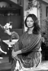 Anna dymna ˈanna ˈdɨmna (née dziadyk ˈd͡ʑadɨk) (born july 20, 1951) is a polish tv, film and theatre actress of armenian descent. Jak Przez Lata Zmienila Sie Anna Dymna Malo Kto Pamieta Jak Popularna Aktorka Wygladala W Mlodosci Zycie
