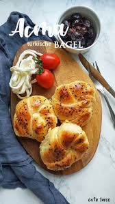 Acma Turkische Bagel Acma Ist Ein Sehr Beliebtes Turkisches Hefegeback Zum Fruhstuck Oder Als Snack Fur Den Turkisches Essen Rezepte Rezepte Turkisches Essen