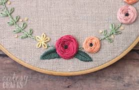 Sewing baskets & pin cushions. Bloom Hand Embroidery Pattern Cutesy Crafts