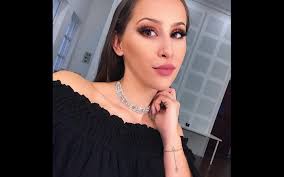Full body measurements, clothes & shoes size is being updated soon or you can click edit button to. Ines Mocho Bebe Troca Lhe As Voltas E Muda De Sexo Sera Menino Ou Menina Nova Gente