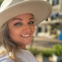 Tara Brice's Instagram, Twitter & Facebook