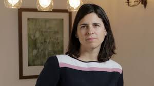 El locutor radial aseguró que la representante es uno de los claros liderazgos que tiene la derecha en el país, lo que encendió la polémica en redes sociales. Sylvia Eyzaguirre Renuncia A Candidatura A Convencional Por El Distrito 10 Tras Inscripcion De Teresa Marinovic Emol Com