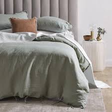 What Is A Quilt Quilt Cover Bed Linen Design Green Comforter Bedroom