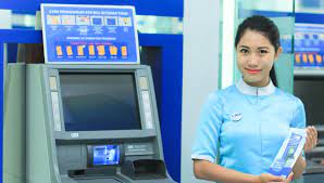 Nggak perlu lagi khawatir saat ketinggalan dompet atau kartu atm. Inovasi Dari Bca Setor Dan Tarik Tunai Di Satu Mesin Atm Swa Co Id