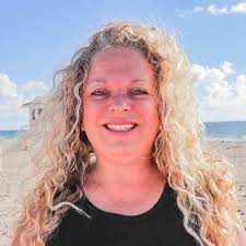 206 Sea Oats Dr, Freeport, TX 77541