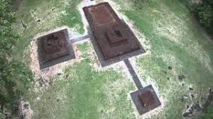 (25 julai, 2015) alistair lamb juga mengasingkan pembangunan di lembah bujang kepada empat peringkat, tetapi menggunakan pendekatan yang berlainan. Muzium Arkeologi Lembah Bujang Menarikdi Com