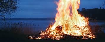 Brauchtumsfeuer