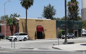 9785 S Santa Monica Blvd Beverly Hills Ca 90210 Retail For Lease Loopnet Com
