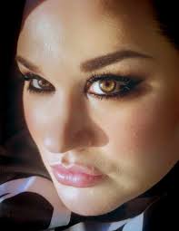 Can Diabetes make your eye lids brown like u have eyeshadow