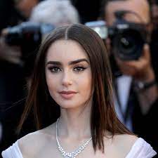 Lily collins says she safely lost weight for film 'to the bone' a former anorexic, lily collins lost a lot of weight for her role in netflix film to the bone. Lily Collins Was Actually Complimented About Her Weight Loss For To The Bone Allure