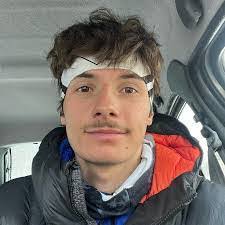 Anthony Valicenti's Instagram, Twitter & Facebook