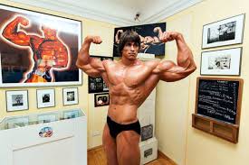 Sign up for my newsletter Arnold Schwarzenegger Museum Wohnhauser Von Prominenten Und Stars Fur Touristen Geoffnet