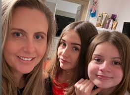 Kelly Graves (@miracletwins_plus3) • Instagram photos and videos