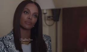 Hear me out y'all , So what if Mallory pregnant by ol boi her old driver  cuz she has been real horny lately and everything stank to her 👀.. they  focusing on