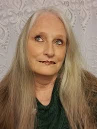 Does anyone need a shorter style blonde wig?