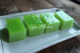 Dari manfaat meletakkan daun salam ke tempat penyimpanan beras sampai cara membuat donat gula empuk. Kuih Lapis Tepung Ubi Yang Sedap Azie Kitchen
