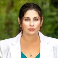 Amanda Nixon's Instagram, Twitter & Facebook