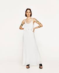 Ciascuno dei vestiti lunghi zara. Zara Editorials Dluga Sukienka Na Ramiaczkach