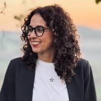 30+ "Claudia Torre" profiles