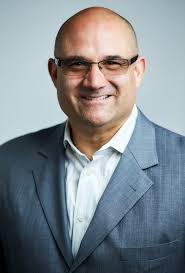 Learn about the Mentors helping entrepreneurs in our program