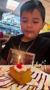 Eli Jaramillo (@elijaramillo4)'s videos with Feliz Cumpleaños Aleteo  Guaracha