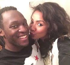 Staatssecretaris voor asiel en migratie sammy mahdi (cd&v) reageert fel op de boodschappen van vlaams belang op sociale media, na de bekendmaking van de cijfers over de herkomst van de belgische bevolking. Lukaku Stelt Vriendin Voor De Standaard Mobile