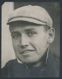 Let's Stay in the Dead Ball Era! Vintage Photo of 1913 White Sox in Front  of Hotel Oakland!