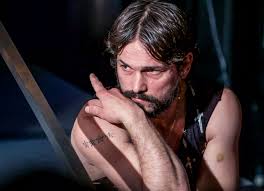 He is an actor and producer, known for контроль (2003), товарищ дракулич (2019) and a hentes, a kurva és a félszemü (2017). Nagy Zsolt A Szinhaz Nagyon Bonyolult Matek Librarius Hu