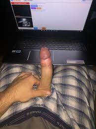 Jerking my tiny dick on Omegle : r/averagepenis