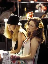 Luis guzmán and julianne moore were playing pool at a dive bar while the 'boogie nights' crew searched for them. Pin By Max On For Redheads Julianne Cate Julianne Moore Heather Graham Heather Graham Boogie Nights