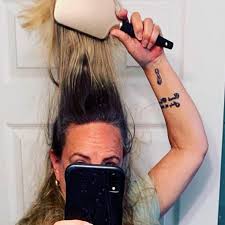 But she is looking to be a level 10 blonde. I M Tired Of Blonde And I Want To Let My Natural Color Grow In How Do I Make The Transition