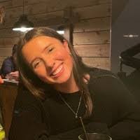 Eden Walker's Instagram, Twitter & Facebook