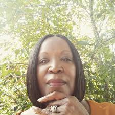 I am new to the group. I am a paper mache artists. I create paper mache  dolls of women of different skin tones and body types 🤗🤗🤗