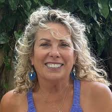 Sandy Alicea's Instagram, Twitter & Facebook