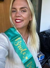 Gabriella, författare på Contently