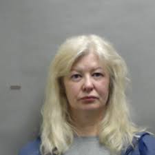 Edison teacher faces child endangerment charges