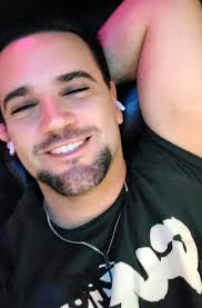 Artist of the Day: AG Orloz