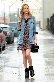 It's not super fancy, but it's a little dressier than what i wear on an everyday basis. 23 Super Cute Rainy Day Outfits You Will Love Outfit Ideas Hq