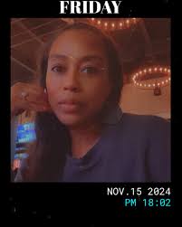 Happy 28th birthday nephew! Enjoy your day. Love you to life 🎉🎉🎉🎉