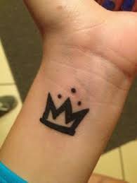 This look isn't fussy or overly deliberate. 13 Tats Ideas Boy Tattoos Emo Tattoos Fall Out Boy