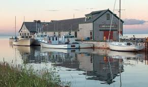 Prince edward island participates in the atlantic immigration pilot program (aipp). Prince Edward Island Holidays Canada Canadian Affair