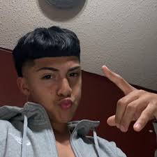 The hair curls messily in its natural way and adds an air of casualness to the toddler. Henry Cute Mexican Boys Takuache Guys Cute Takuaches
