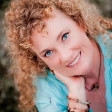 Trisha Bowden (@madamshiraz)