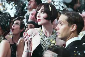 Oltre a dare la tua opinione su questo tema, puoi anche farlo su altri termini relativi a grande. Il Grande Gatsby Reparto Costumi
