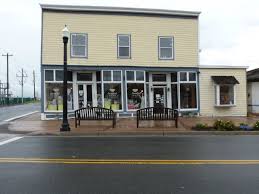 Sundial Books Chincoteague Va A Mix Of New With Lots Of Used Books Lots Of Used Books The Store Goes On Forever There Wer Sundial Outdoor Decor Bookstore