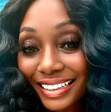 ✌🏾 #womenover60 #womenover50 #fitandfabulous #maturebeauty #shaunrobinson